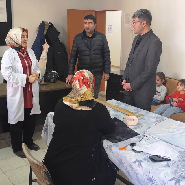 Keban İlçe Milli Eğitim Müdürü Ferhat Emre, Halk Eğitimi Merkezini ziyaret...