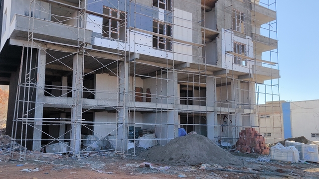 Siirt'te inşaatın 7'nci katından düşen işçi öldü