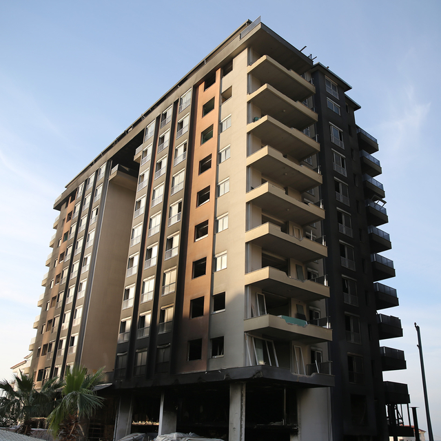 Alanya'da tadilattaki otel yangınına ilişkin soruşturma başlatıldı