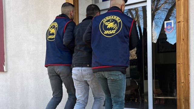 Elazığ'da çeşitli suçlardan aranan 21 hükümlü yakalandı