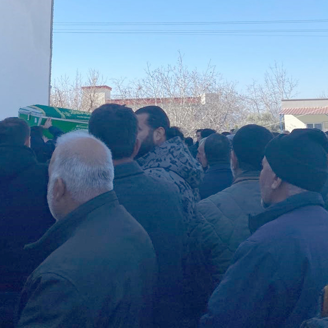 Gaziantep'te, motosiklet kazasında ölen 2 çocuk toprağa verildi