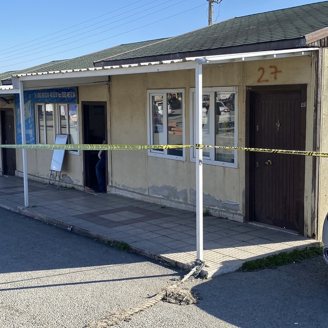 Eski ortaklarını tabancayla vurup ağır yaraladı