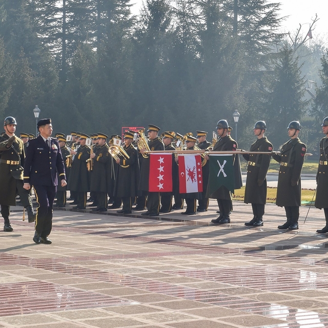 Kara Kuvvetleri Komutanı Bayraktaroğlu, Japonya Öz Savunma Kuvvetleri Komut...
