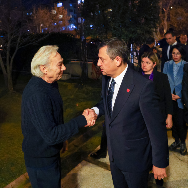 CHP Genel Başkanı Özel'den Tokcan ailesine taziye ziyareti