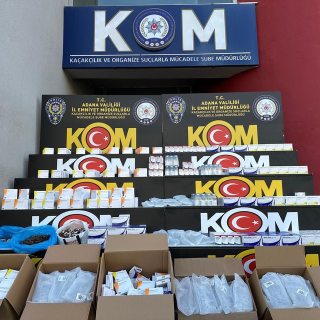 Adana'da serum ve serum ampullerinin bulunduğu adreslerdeki 3 şüpheli yakal...