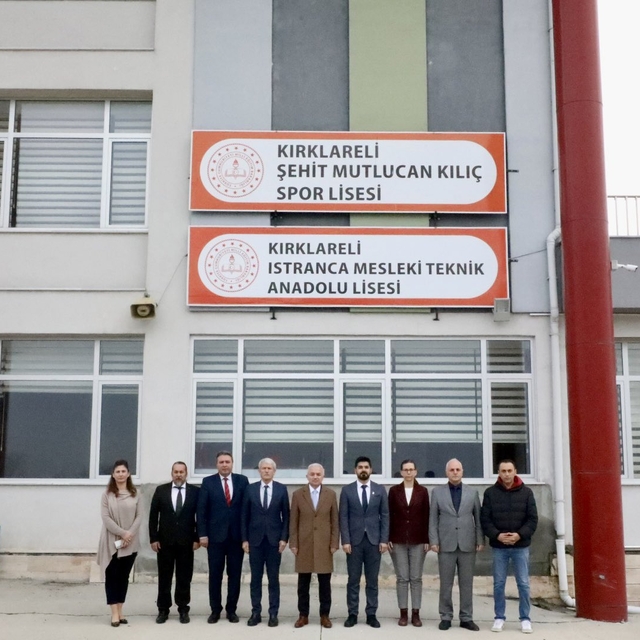 Kırklareli Valisi Turan, okullarda incelemede bulundu