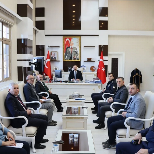 Şarkışla'da hayvan sağlığı ve zabıta komisyon toplantısı yapıldı