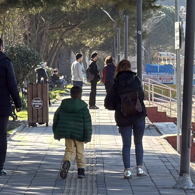 İnkumu plajında güneşin keyfini çıkardılar