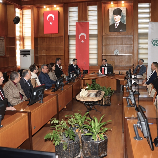 Çukurova Üniversitesinin 5 bölümü akredite edildi