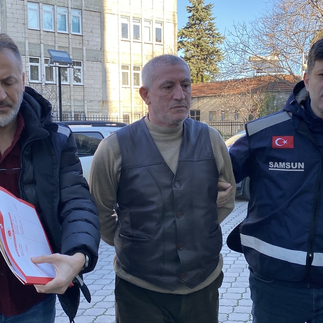 Baba ve oğlunu tabancayla vuran eski ortak, adliyede (2)