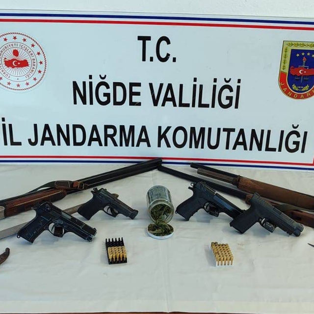 Niğde'de uyuşturucu operasyonlarında 3 şüpheli tutuklandı