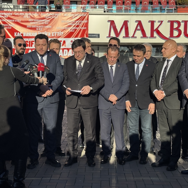 CHP'li belediye başkanları Bolu'da basın açıklaması yaptı