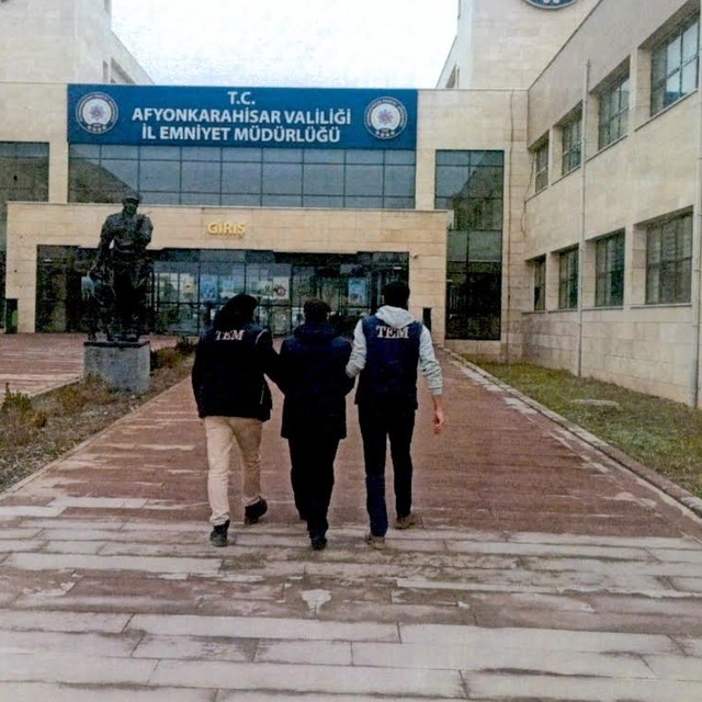 Afyonkarahisar'da firari FETÖ hükümlüsü yakalandı