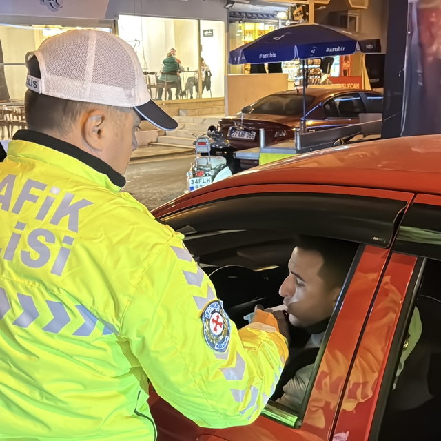 Edirne'de trafik kurallarını ihlal eden 19 sürücüye ceza uygulandı