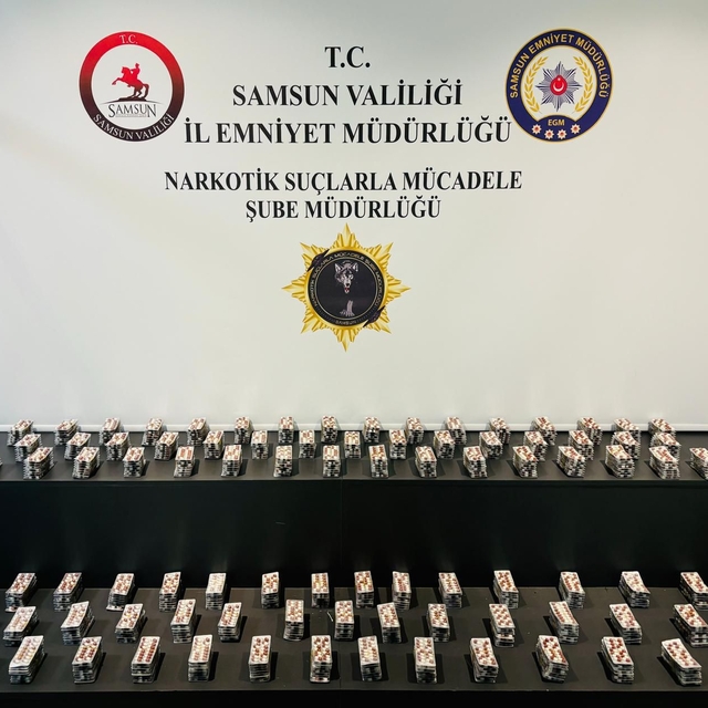 Samsun'da uyuşturucu operasyonunda 4 zanlı yakalandı