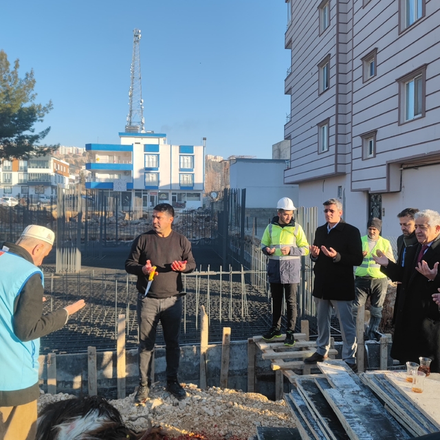 Adıyaman'da depremlerde ağır hasar alan Hz. Ali Camisi yeniden inşa edilece...