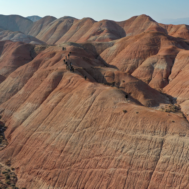 Iğdır'ın Gökkuşağı Tepeleri turizme kazandırılacak