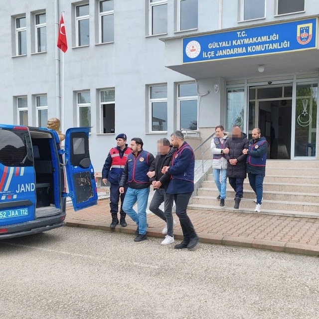 Ordu'da otobüs durağına ateş eden 2 şüpheli yakalandı