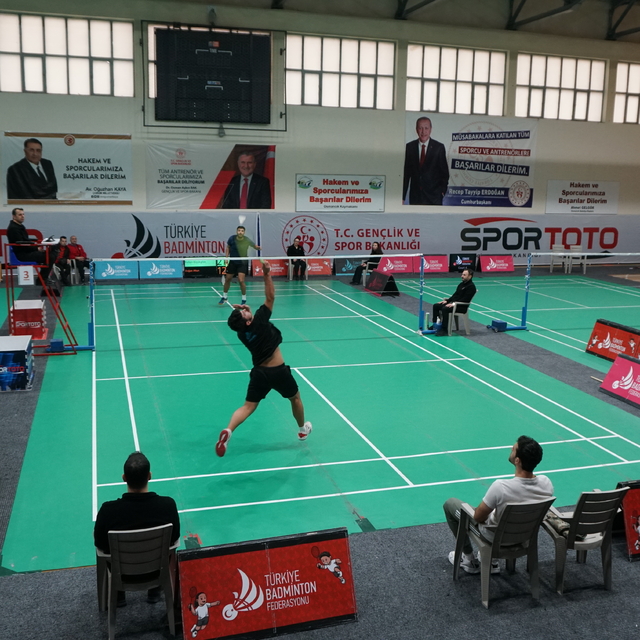 İşitme Engelliler Türkiye Badminton Şampiyonası sona erdi