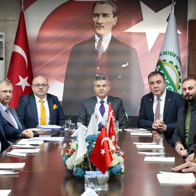 Artvin Valisi Ergün'den, Artvin TSO'ya ziyaret