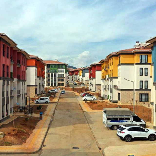 Gaziantep'te 6 Şubat depremlerinin yıl dönümünü 4 bin 847 aile evinde karşı...