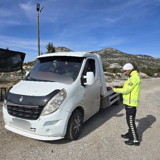 Antalya'da helikopter ve dron destekli trafik denetimi yapıldı