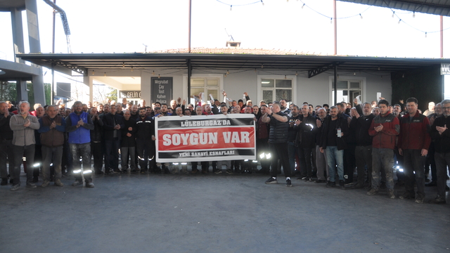 Lüleburgaz'da su ve katı atık ücretlerine yapılan zam protesto edildi