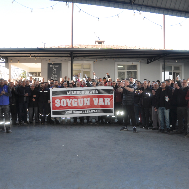 Lüleburgaz'da su ve katı atık ücretlerine yapılan zam protesto edildi