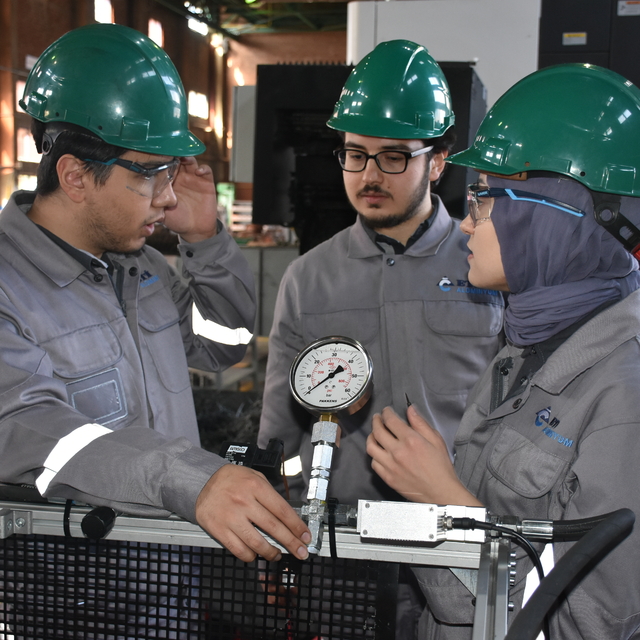 Üniversite öğrencileri hibrit yakıtlı roket motoru geliştiriyor