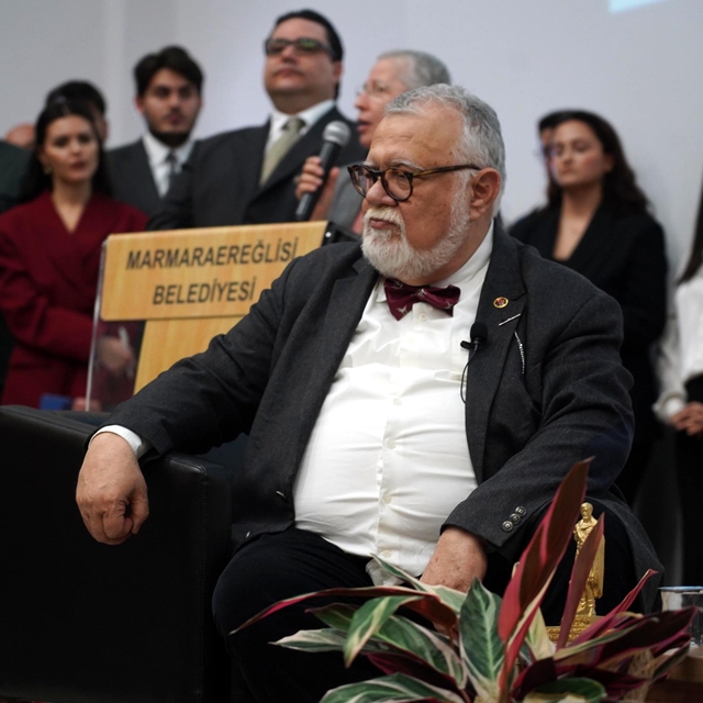 Prof. Dr. Şengör: Depremde Marmara'da 7 metre tsunami dalgası olabilir