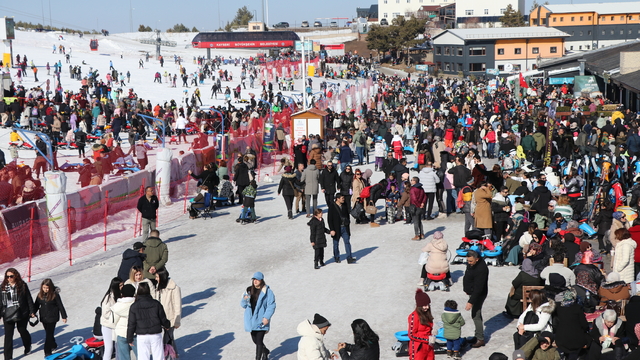 Sömestirin son haftasında Erciyes'te yoğunluk