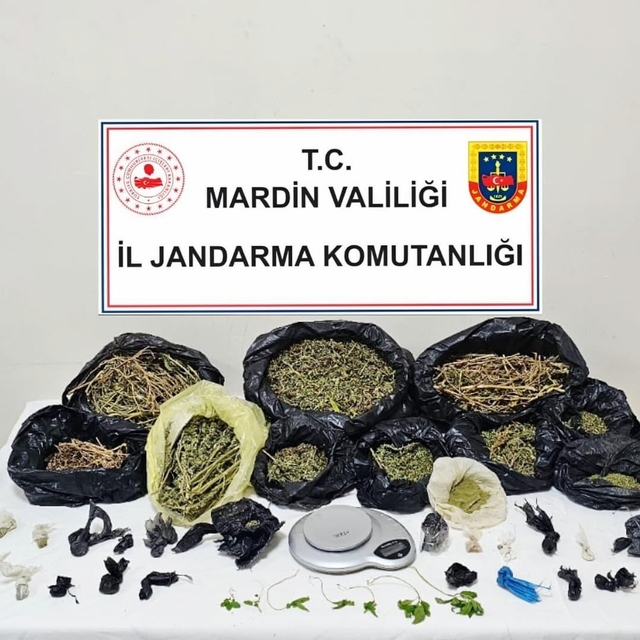 Mardin'de 4 kilo 810 gram esrar ele geçirildi