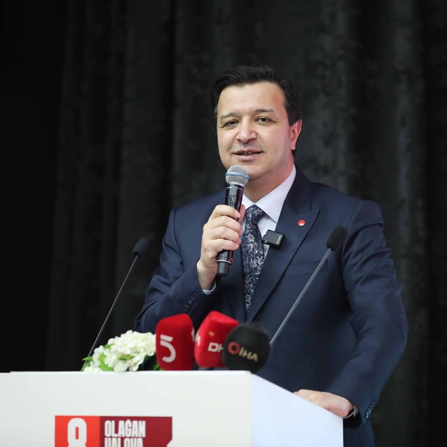 Saadet Partisi Genel Başkanı Arıkan, partisinin Yalova 8'inci Olağan İl Kon...