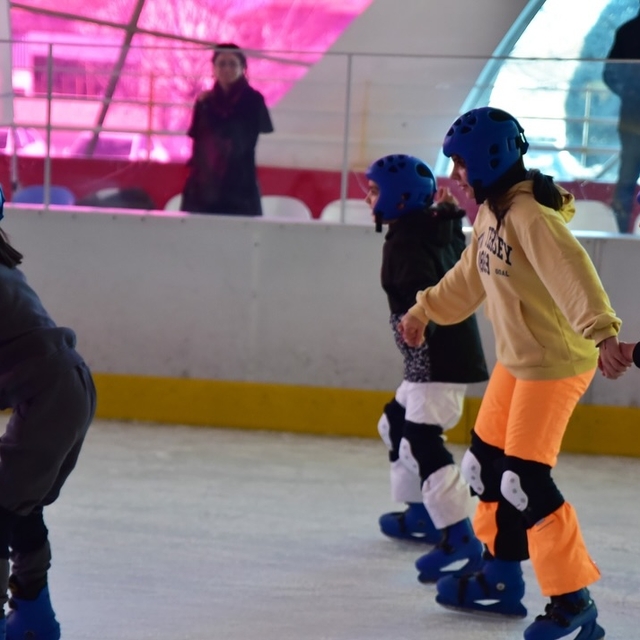 Büyükşehirin "Karne Sizden, Hediye Bizden" etkinliğinden 2 bin 500 öğrenci...