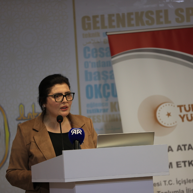 Antalya'da Geleneksel Okçuluk Yarışması ödül töreni düzenlendi