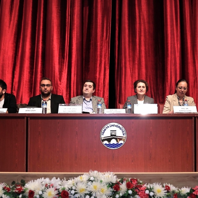 Trakya Üniversitesinde "tıpta profesyonellik" eğitimi düzenlendi