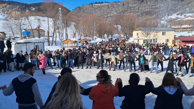 Artvin'de "9. Geleneksel Kar Festivali" düzenlendi