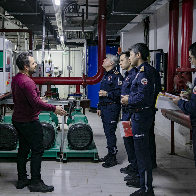 Mersin'de itfaiye ekipleri otelleri denetledi