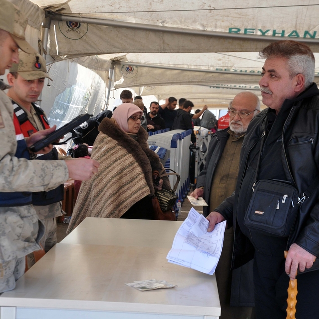Suriyeli Hasan Abdullah, Türk halkına dua ederek ülkesine döndü