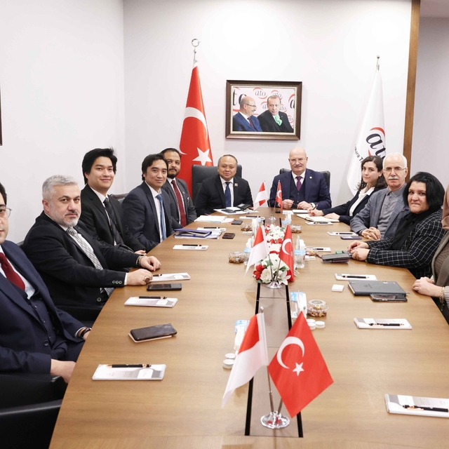 Endonezya'nın Ankara Büyükelçisi Purnama, ATO Başkanı Baran'ı ziyaret etti