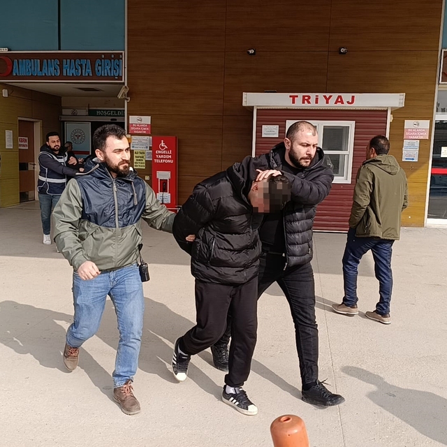 İnegöl'de alıkoydukları gencin annesinden 30 bin TL isteyen 3 kişi, adli ko...