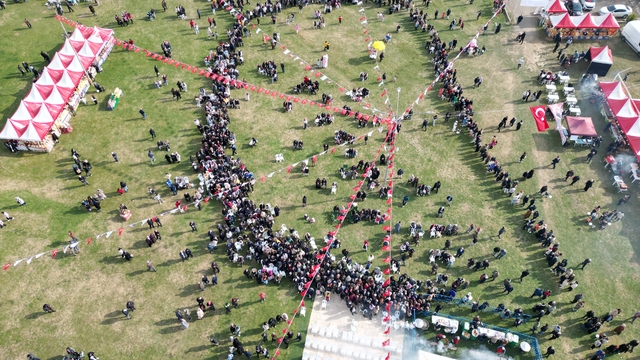 Tekirdağ'da "1. Hamsi ve Mıhlama Festivali" binlerce kişiyi ağırladı