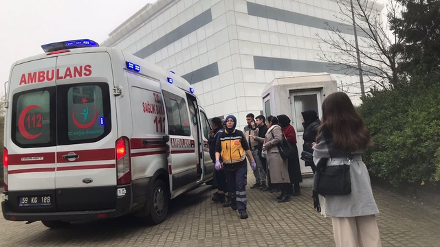 Fabrikada patlamada 6 işçi sesten etkilendi