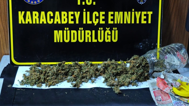 Kuş kümesinde 500 gram Hint keneviri ele geçirildi