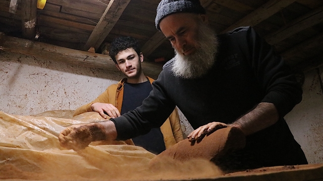 Sagalassos'un mirası çömlekçilik Mamak köyündeki ailede yaşatılıyor