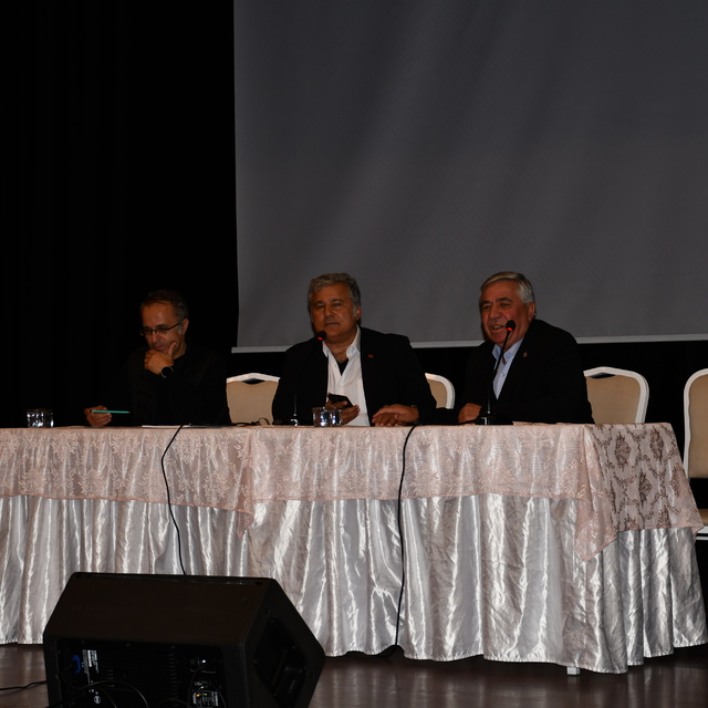 Vezirköprü'de kenevir üreticileriyle toplantı yapıldı