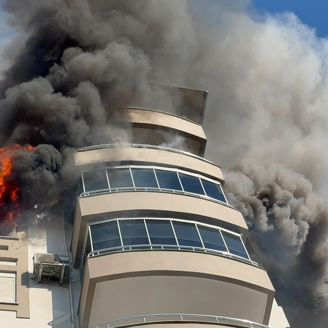 Torununa pişi yapmak için ocakta unuttuğu yağ, yangına neden oldu