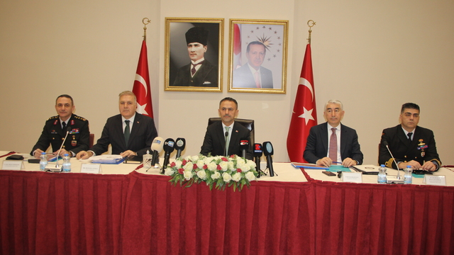 Kocaeli'de İl Güvenlik ve Asayiş Toplantısı yapıldı