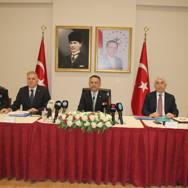 Kocaeli'de İl Güvenlik ve Asayiş Toplantısı yapıldı