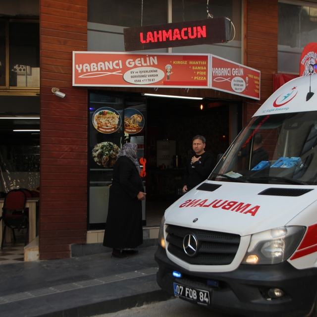 Serik'te tüpten sızan gazın patlaması sonucu 1 kişi yaralandı